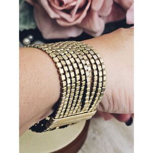 🔥$5/$25 Vtg Kiam Family Lia Sophia Multi Strand Magnetic Closure Gold Bracelet